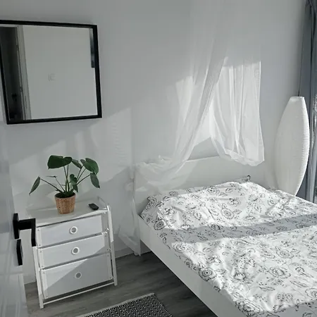 Widokovo - Relax, Cisza,widoki, Sauna & Jacuzzi Wliczone W Cene * Laski (Zabkowice Slaskie)