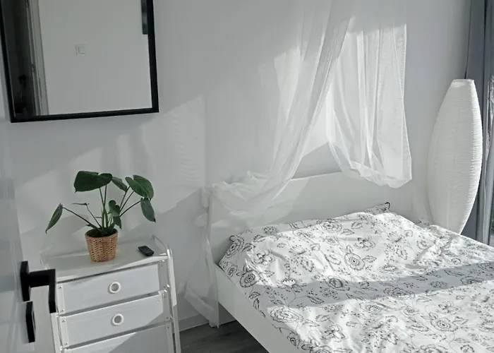 Widokovo - Relax, Cisza,widoki, Sauna & Jacuzzi Wliczone W Cene * Laski (Zabkowice Slaskie)